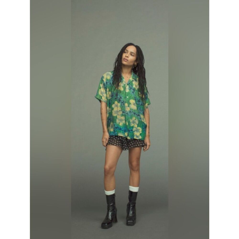 Wear it like Zoe’! - Picture 2 of 16